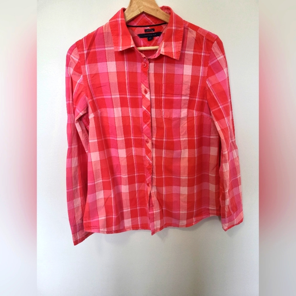 Tommy hilfiger pink striped shirt